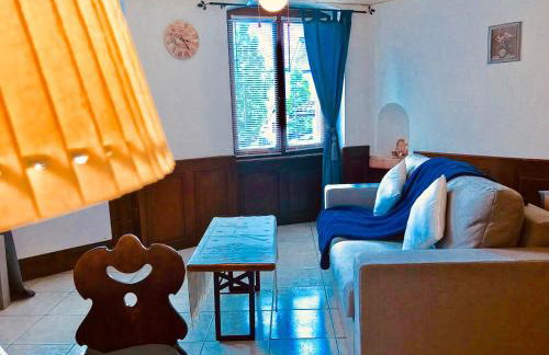 AUX DEUX CIGOGNES AMMERSCHWIHR - Foto 18