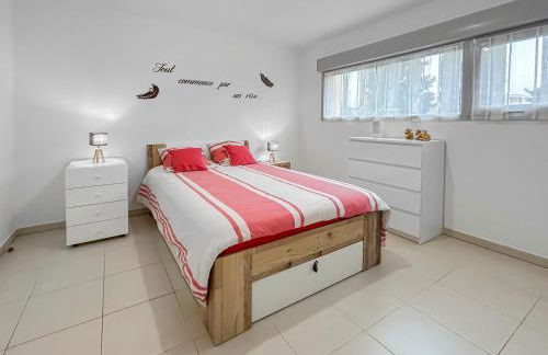 Vivez Lunel-Clim-Wifi Fibre-Parking Privé-Patio T2 - Foto 8