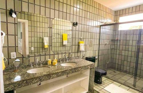 Casa com 5 quartos e vista para o mar a 170m da praia - Photo 31