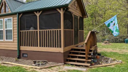 Rustic Cabin Rental near Asheville Perfect for a Weekend Getaway on Tuckasegee River - Foto 1