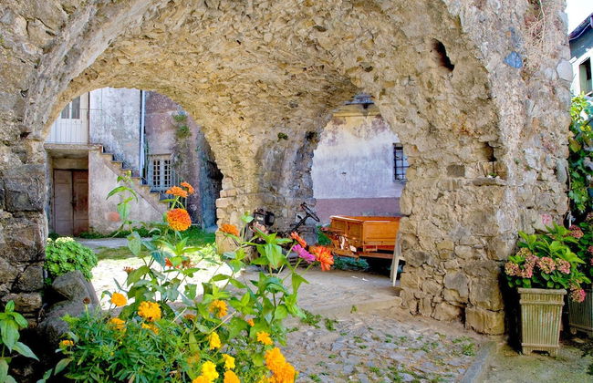 Inviting Holiday Home With Terrace, Garden Furniture, BBQ - Foto 76