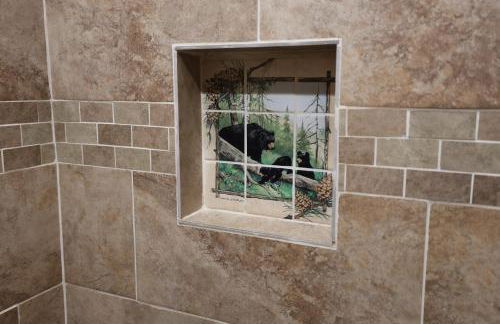 Couple Retreat Cabin-near Smoky Mountain Railroad-Hot Tub - Foto 14