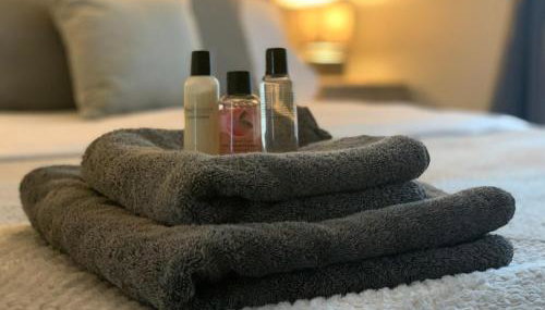 Modern Cosy Warm Home With Free Parking - Foto 4