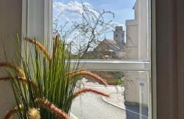 Altstadt Apartment Zittau - stilvolle familienfreundliche Ferienwohnung 78qm am Zittauer Museum und Zittauer Gebirge im Herzen der Oberlausitz mit eigenem Parkplatz ideal zum Wandern im Dreiländereck - Foto 20