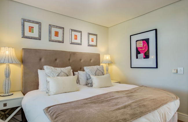 Aqua Views at the Waterclub in Cape Town - Photo 28