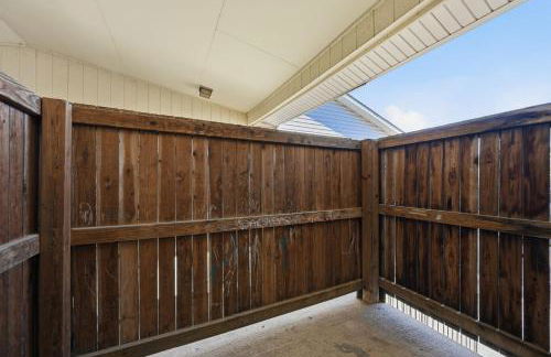 Bright two-bed wupgraded fixtures - Foto 15