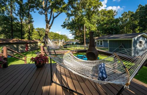 The Susser Estate with Dock Hot Tub Game Room - Foto 28