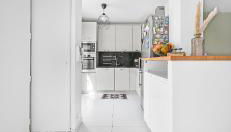 Calme et vert à 10 min de Paris, dans une résidence familiale et surveillée, 6 personnes avec sa place de parking et son jardinet Pas de fêtes - Foto 3