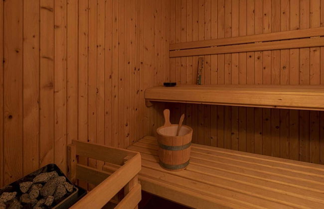 Lavish Villa With Saltwater Pool - Foto 22