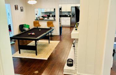 Raleigh Retreat with Pool Table, Grill & ADA Bath - Foto 20