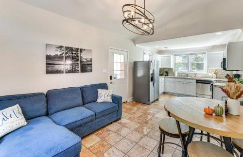 Lakeside Cedar Pines Bungalow 5 Mi to Main St! - Foto 4