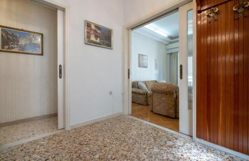 Retro 2-Bdrm House Near Metro in Heraklion by ΜΡS - Foto 40