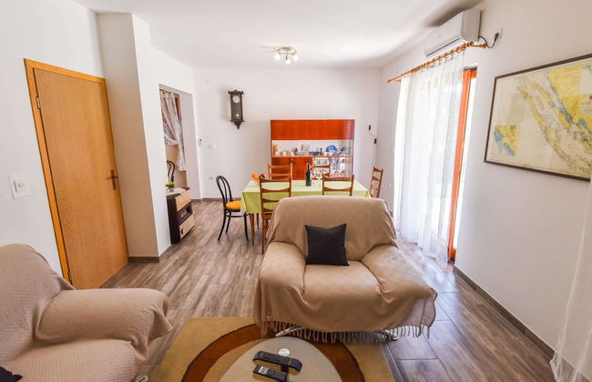 Holiday Home in Veli Iz With Fenced Garden - Foto 12