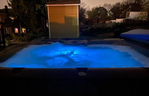 1 Bus Stop To NYC-Hot Tub-EWR Airport-Free Parking - Foto 48