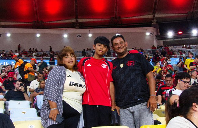 Watch football match at Maracanã with ticket, Guide and transfer - Photo 13