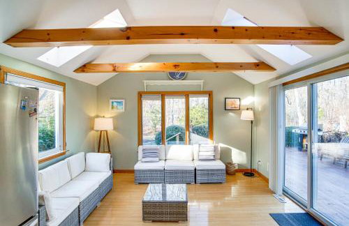 Ping-Pong and Backyard Spacious Chatham Retreat - Foto 12