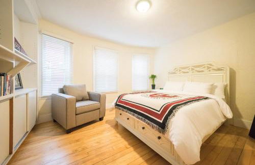 The Boston Rental - Multiple Floorplans - Foto 4