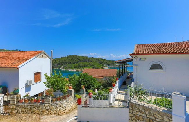 Faros Dio Gaios Studio sea Views Private Sun-loungers - Photo 9