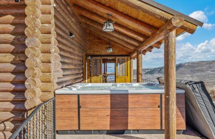 Ski and Ride Mountain Haus - Hot Tub, Fire Pit, Game Room & Deck - Foto 3