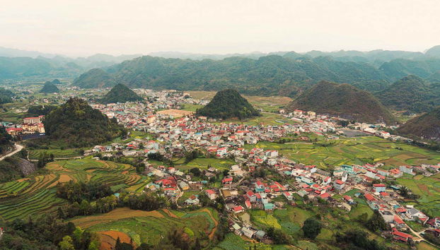 Explore the Quản Bạ district