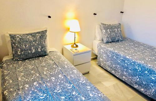 lovely sea views apartment on La Costa del Sol - Photo 35