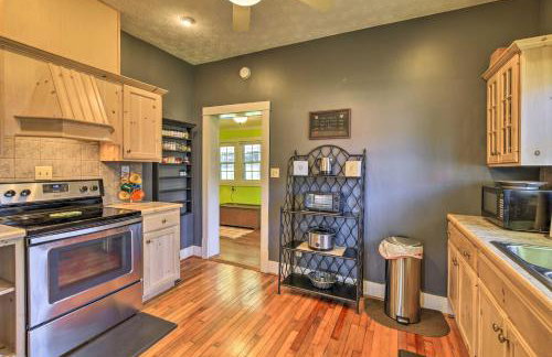 Cozy Damascus Cottage with Porch and Trail Access! - Foto 10