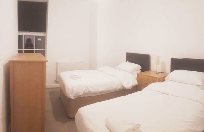 Riverside 2 - Photo 2