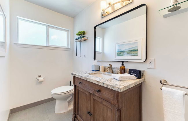 Modern Sonoma Stay w/ Spacious Deck, Views & Prime Location Bennett - Foto 31