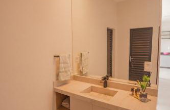 Casa Lumina Loft Moderno com Piscina e Painel LED - Photo 34