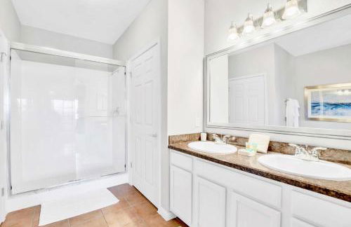 Luxury 3BR Near Disney - Pool - Foto 16