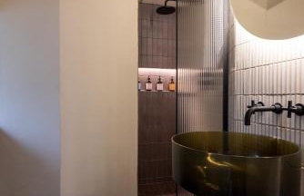 JOIVY Contemporary Cottage with Free Parking - Foto 24
