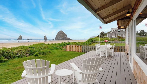 Oceanfront w/ Direct Beach Access Game Room Views Driftaway by Avantstay - Photo 2, Interior