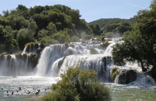 Family friendly house with a swimming pool Bogatic, Krka - 17168 - Foto 20