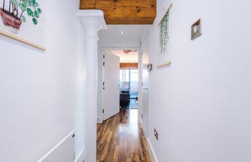 Central MCR 2BR 2BA, Parking, WiFi, Full Kitchen - Foto 43