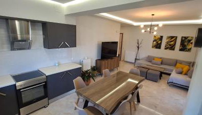 Lovely Stay - Photo 2, stove