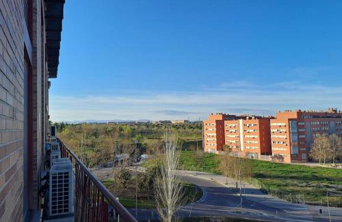 Acogedor loftcon garaje a 10min del aeropuerto e IFEMA - Foto 11