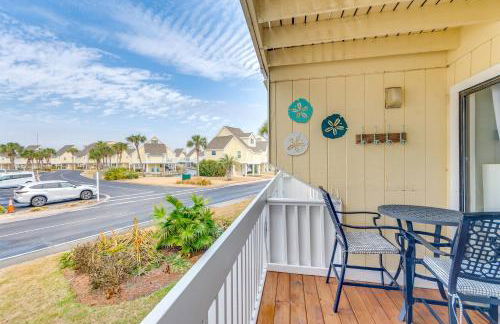 Walk to Beach Resort Retreat with Balcony in Destin - Foto 15