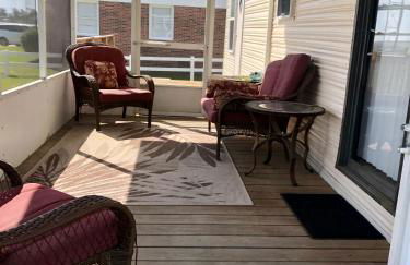 Model Home near Camp Lejeune with Water View - Foto 5