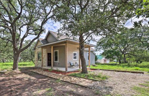 Cozy Spring Branch Cottage in Hill Country! - Photo 2