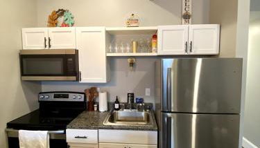 Luxury Condo Near Downtown - Pet Friendly - Foto 3