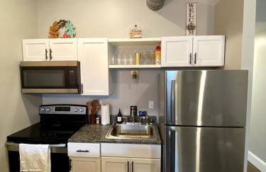 Luxury Condo Near Downtown - Pet Friendly - Foto 3