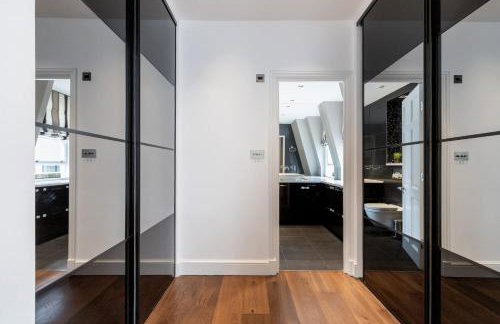 BnBNova - 2BR 2BA - The Heart of Soho - Foto 12