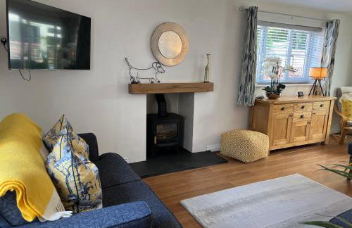 Monty Cottage, Exmouth Coastal Boutique House - Photo 11