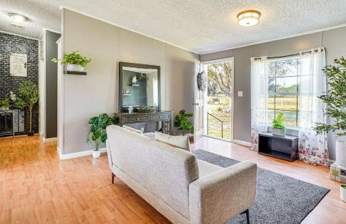 Horse Stalls, Pool and Deck Polk City Getaway! - Foto 9