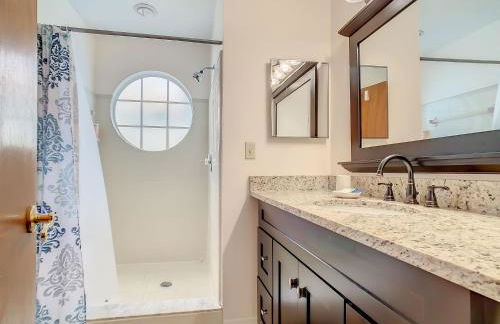 Quaint Getaway! 3 Bedroom Condo Near Disney Parks! - Foto 17