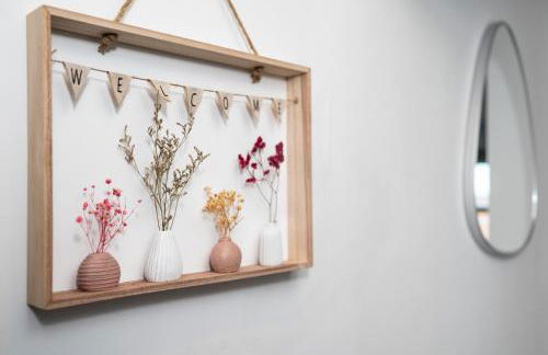 Sunny Seaside Paradise - Sleeps 5 - Photo 23