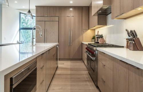 New Luxury Free Standing 4BR 4 and a halfBA Home Obsidian Reserve #146 Priv Hot Tub, 2-Car Garage Great Views - Foto 11