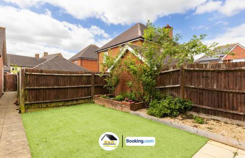 3 Bedroom House By B and R Serviced Accommodation Amesbury With Super fast Wi-Fi 145Mbps - Foto 16