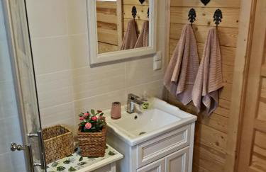 Drewniany domek nad Miedwiem - Foto 29