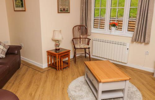 Ryedale Country Lodges - Hazel Lodge - Photo 6